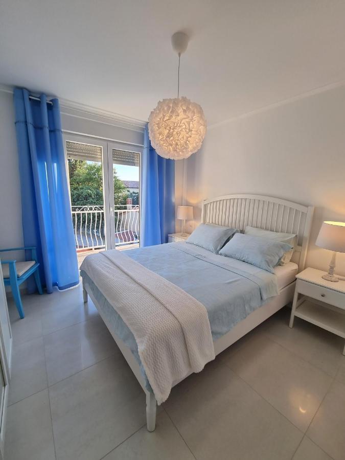 Villa White House Posesi à Medulin Extérieur photo